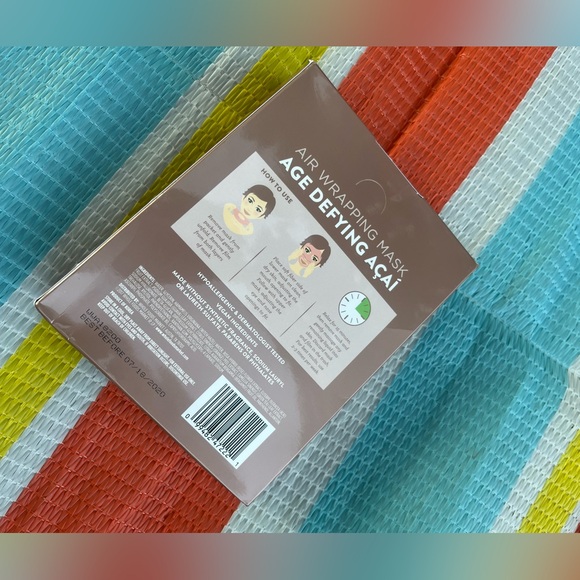 🛍️✨NIB✨🛍️ AIR WRAPPING MASK AGE DEFYING AÇAÍ Face Mask Accessory - Picture 4 of 10